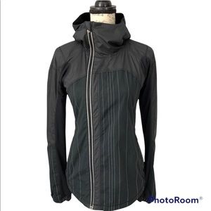 Lululemon Hooded Asymmetrical Front Zip Rain Coat Jacket Black White Striped 6